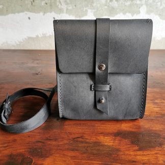 Weikert Studio Umhängetasche klein